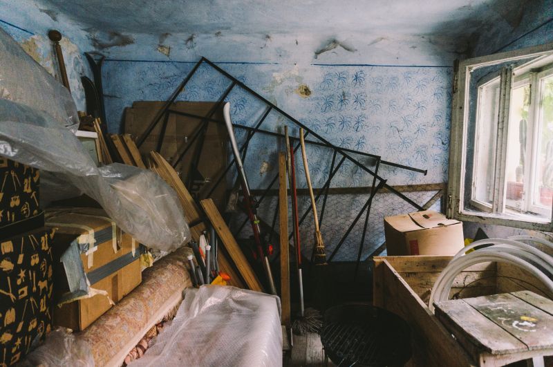 Year-End Decluttering